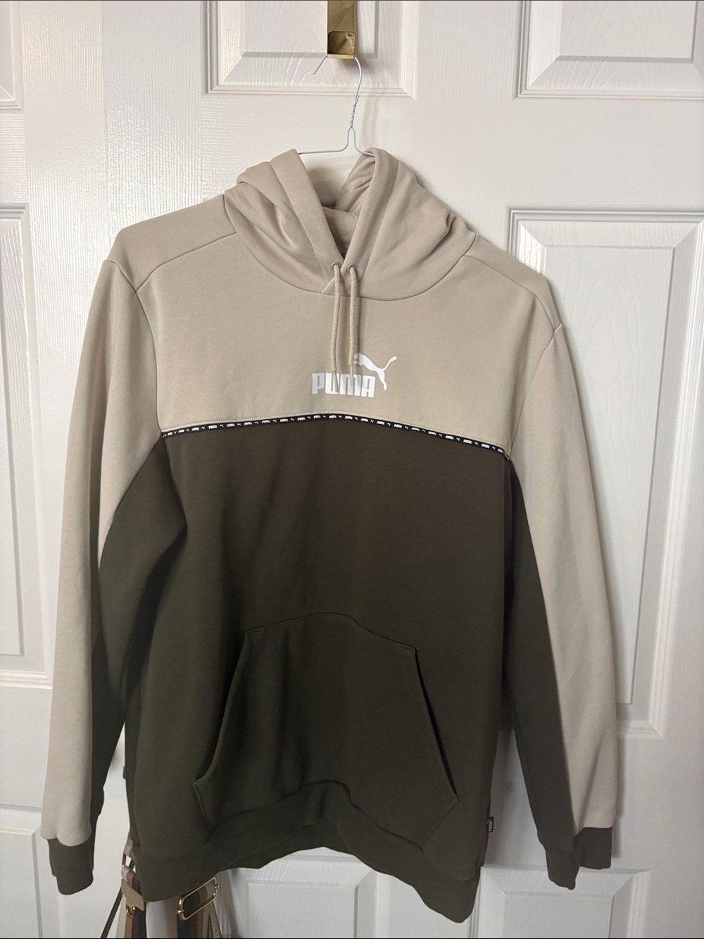 Puma Men's Two-Tone Olive Green & Beige Pullover Hoodie